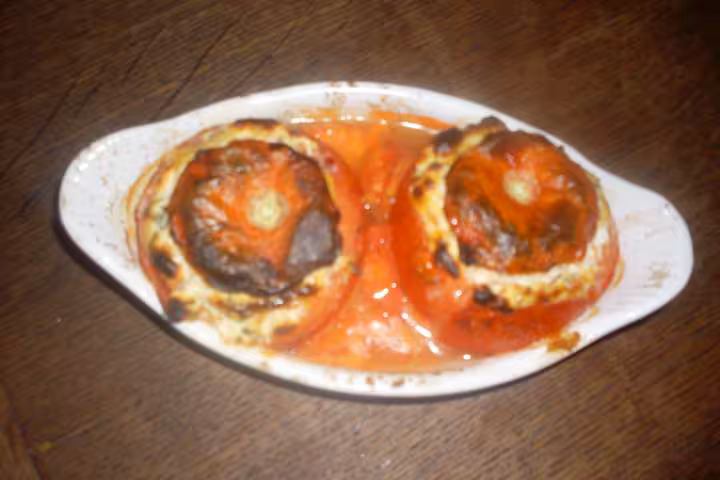 Tomates farcies au fromage de vache
