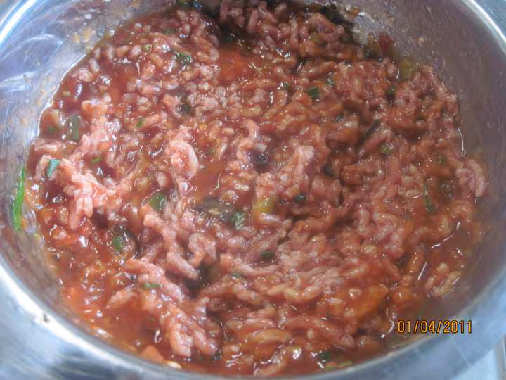 Tomates farcies en sauce salsa