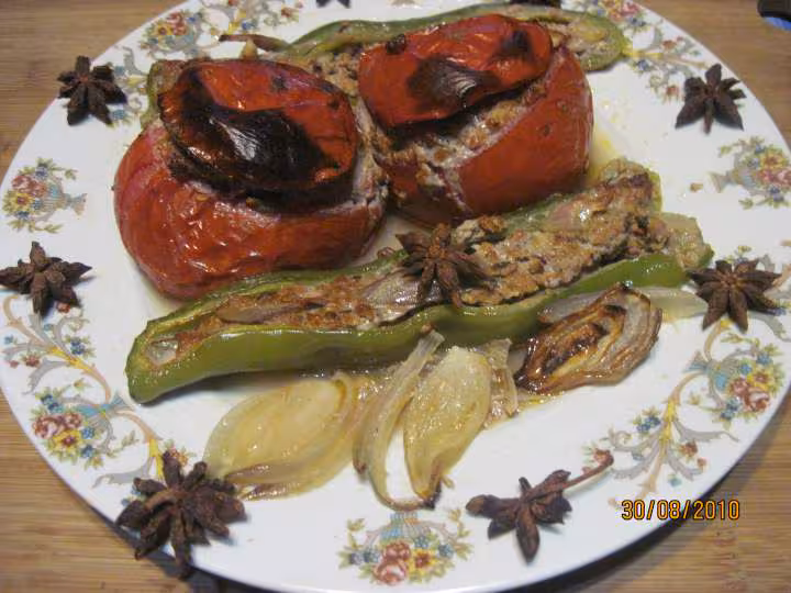 Tomates farcies et poivron a ma facon