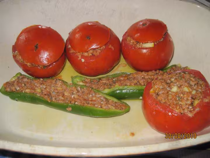 Tomates farcies et poivron a ma facon