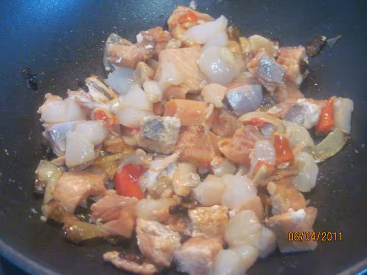 Tourte aux fruits mer et saumon