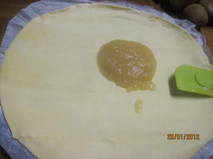 Tourte aux pommes et kiwis au copeaux de chocolat