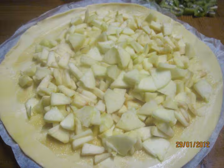 Tourte aux pommes et kiwis au copeaux de chocolat