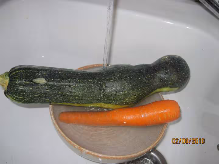 Un meli melo de legumes aux saucisses amp basilic