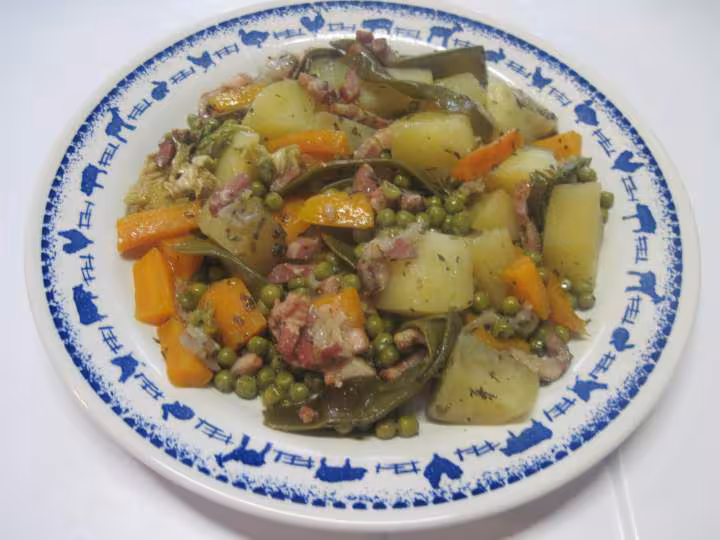 Une poelee de legumes cuisinee