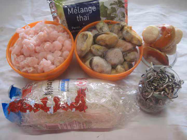 Vermicelle chinois aux champignons noirs et crustaces