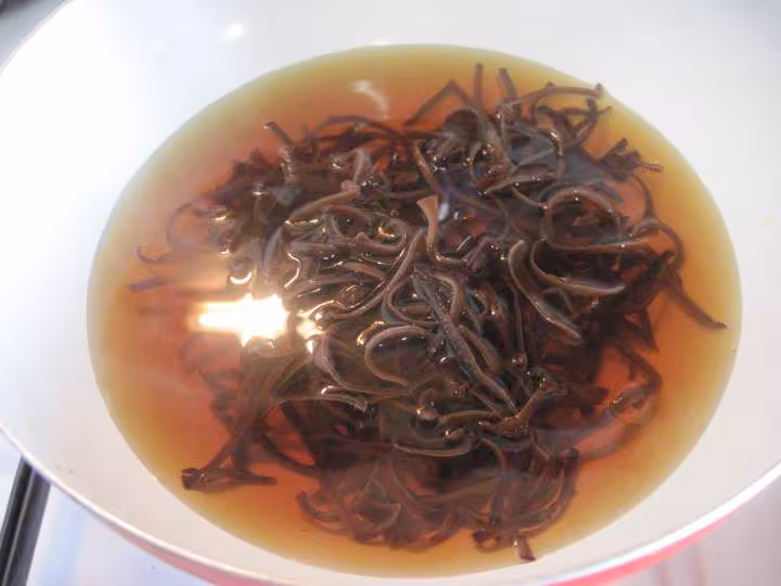 Vermicelle chinois aux champignons noirs et crustaces