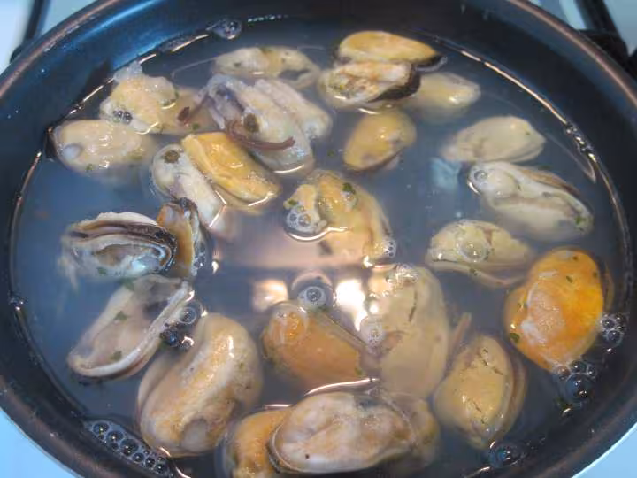Vermicelle chinois aux champignons noirs et crustaces