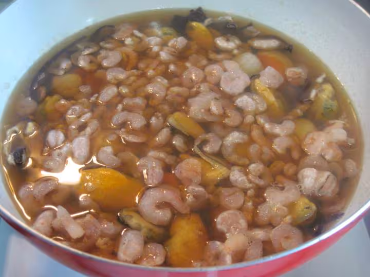 Vermicelle chinois aux champignons noirs et crustaces