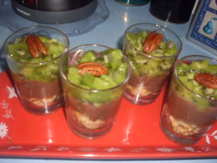 Verrines de creme chocolat amp kiwis