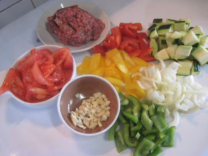 Viande de boeuf aux legumes de ratatouille