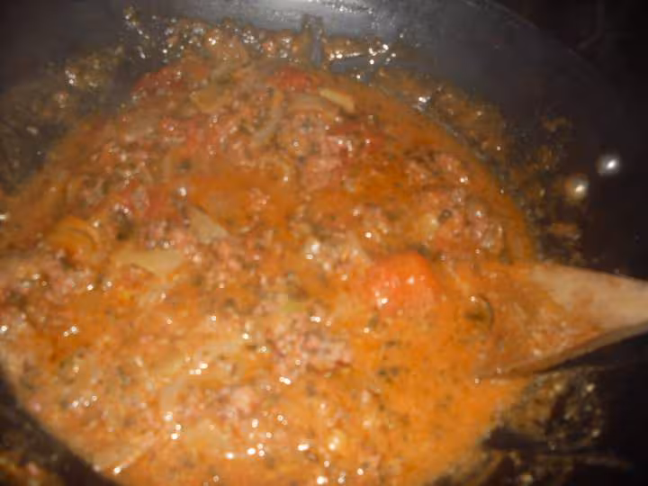 Viandes haches en sauce salsifis