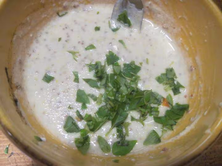 Vinaigrette au yaourt et basilic