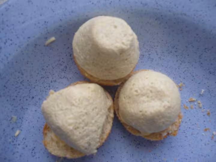 Bouchees aux olives