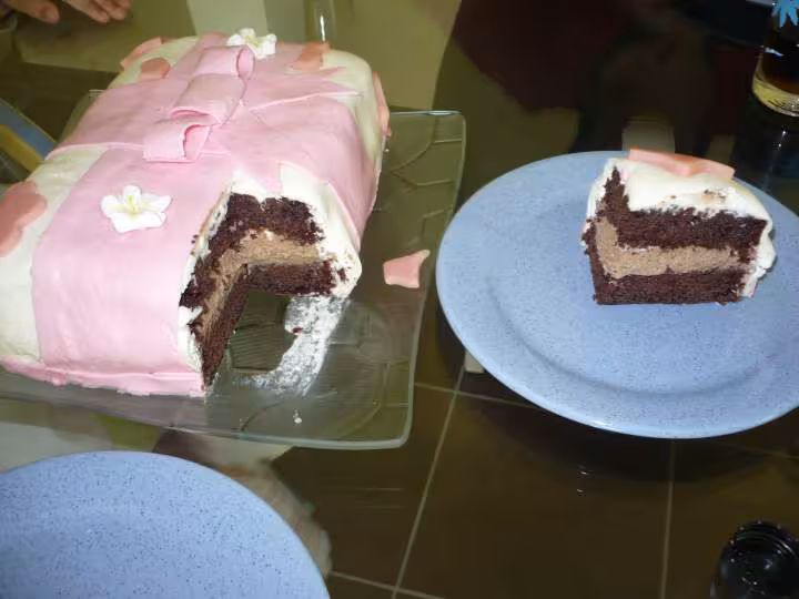 Gateau d anniversaire leila