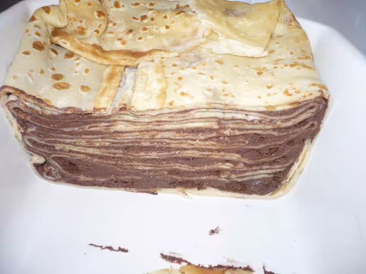 Gateau de crepes a la mousse au chocolat