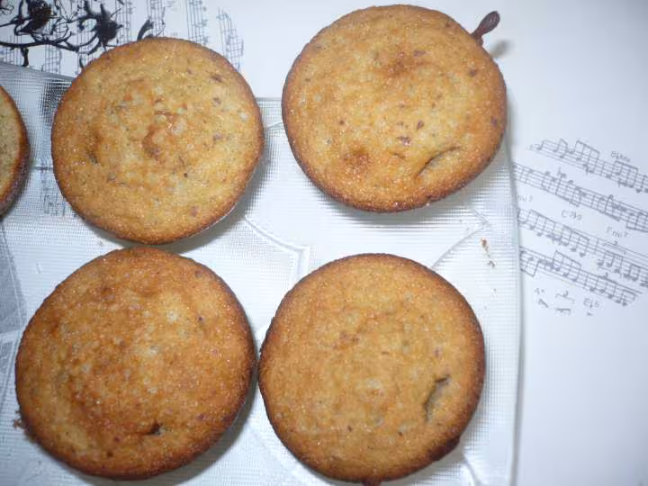Petits gateaux noisette et miel
