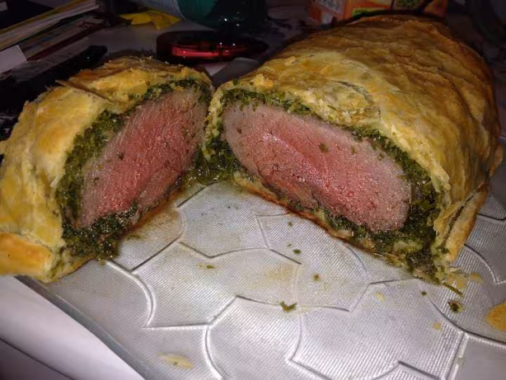 Roti de boeuf en croute d herbes