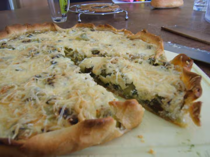 Tarte au poireau avocat et thon