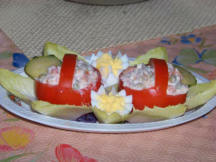 Paniers de tomates a la macedoine