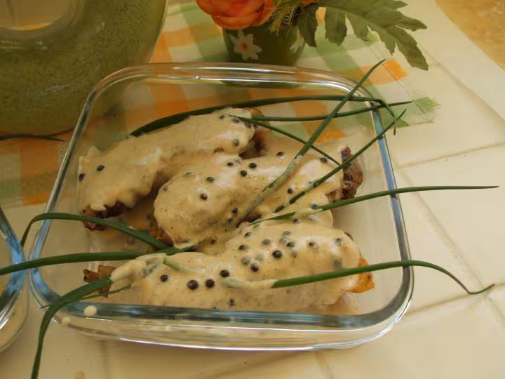 Cuisses pintade sauce poivre vert