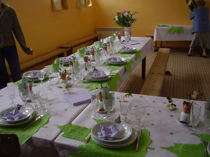 Table theme feuille n 2