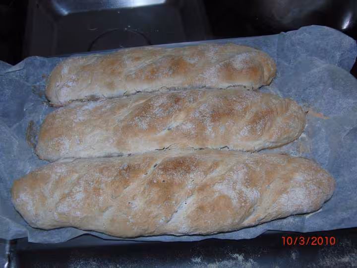 Mes baguettes pains hihi un peu gros et colles