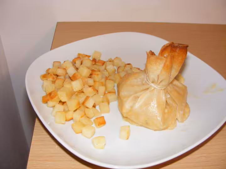 Aumoniere au camembert