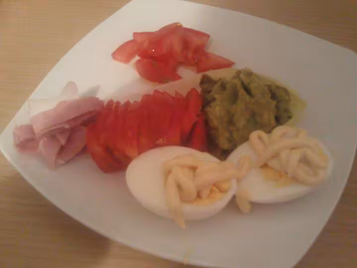 Endive avocat tomate jambon oeufs mimosa