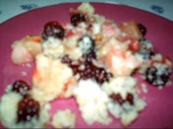 Crumble pomme mures