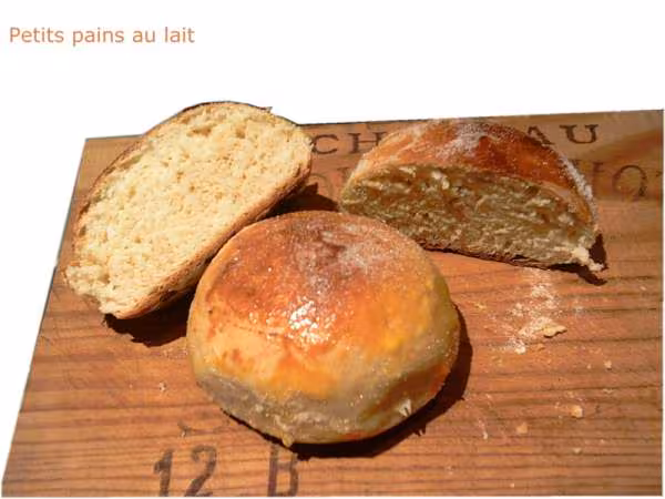 Petits pains au lait coupe