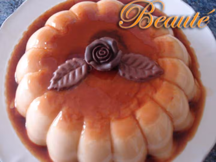Flan a la vanille nappe de caramel