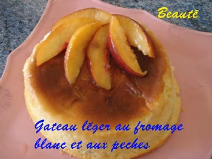Gateau leger au fomage blanc et aux peches