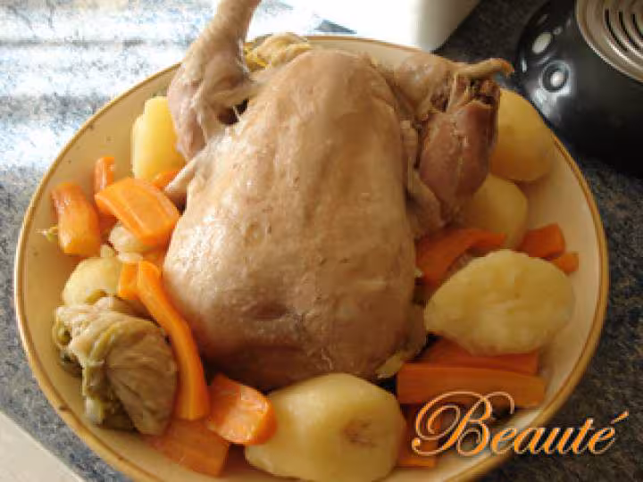 Poule au pot farcie