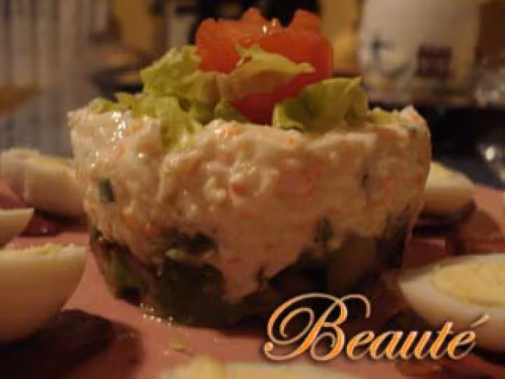 Timbale avocat et crabe