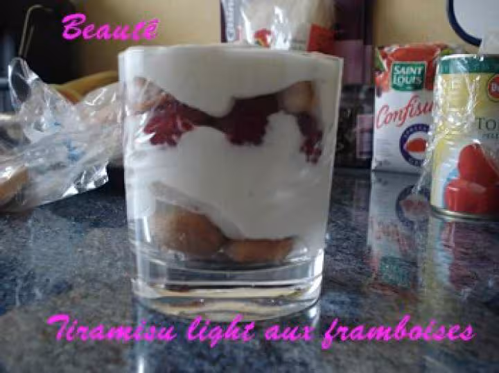 Tiramisu light aux framboises