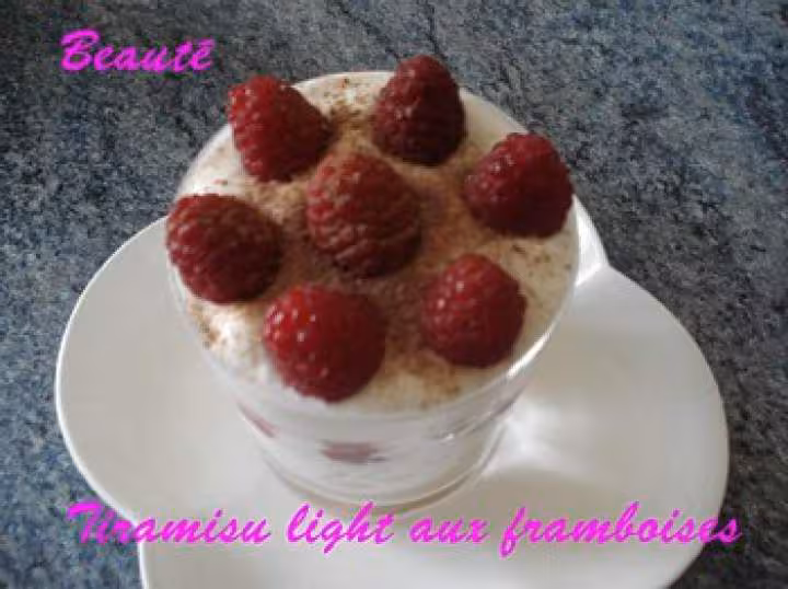 Tiramisu light aux framboises