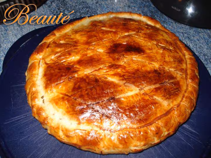 Tourte aux champignons et au jambon