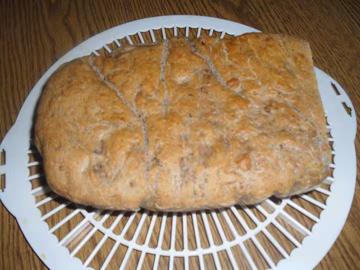 Pain aux noix a la farine semi complete sur poolish 01