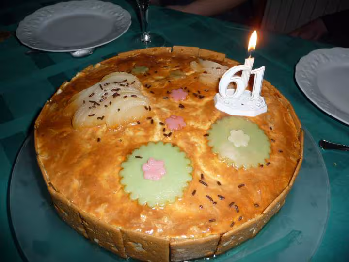 Oui je l ai fait pour mes 61 ans entremet saveurs du nord mousse poire chocolat et nappage caramel