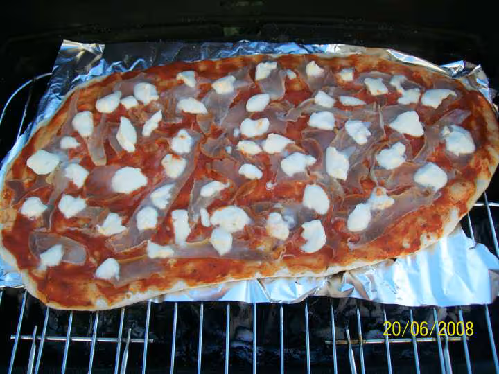 Pizza jambru mozzarella