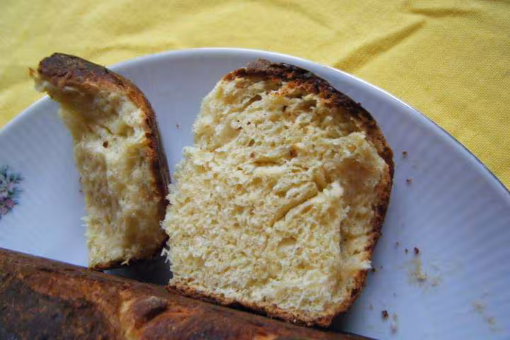 Gouter un peu de brioche