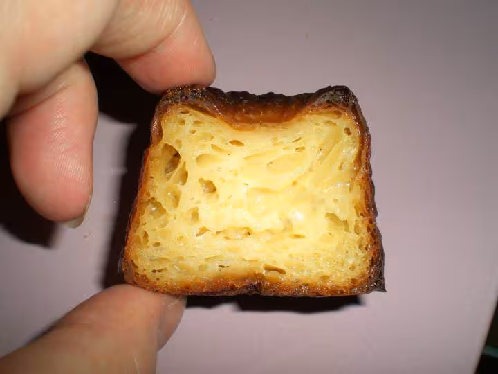 Cannele en coupe