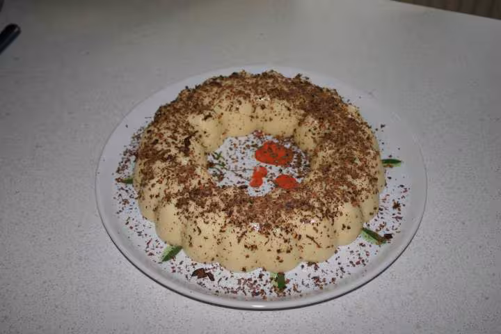 Bavarois aux poires et son coulis au chocolat