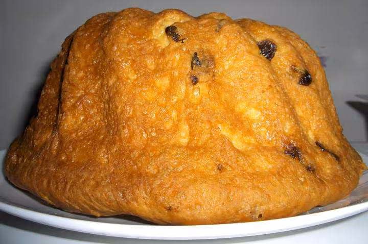 Kouglof de flore vue de profil