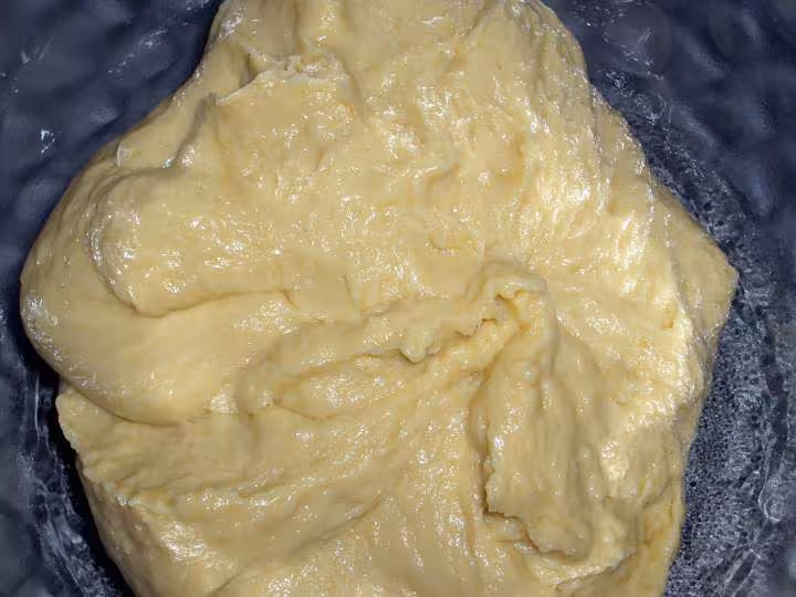 Pate du cramique apres petrissage