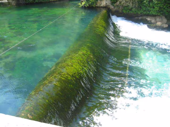Fontaine de vaucluse
