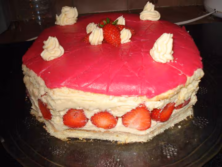 Fraisier de doudouce apres deco