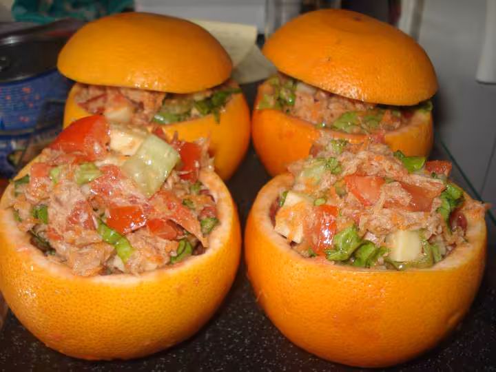 Pamplemousses en salade thon salade tomate