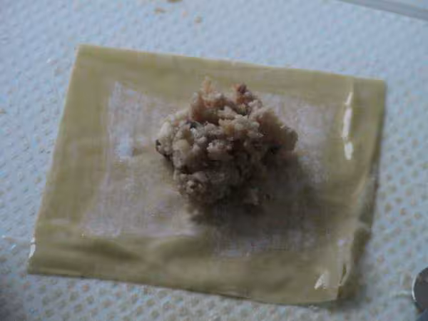 Deposer une cuilleree de pate